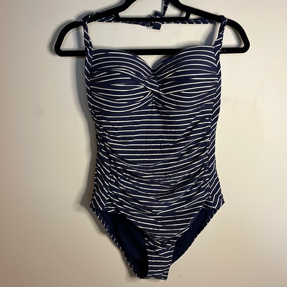 niptuck swim Other - PINUP STYLE FLATTERING BATHING SUIT SIZE 12